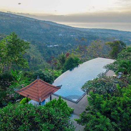 Villa Selonding Batu โลวินา ภายนอก รูปภาพ