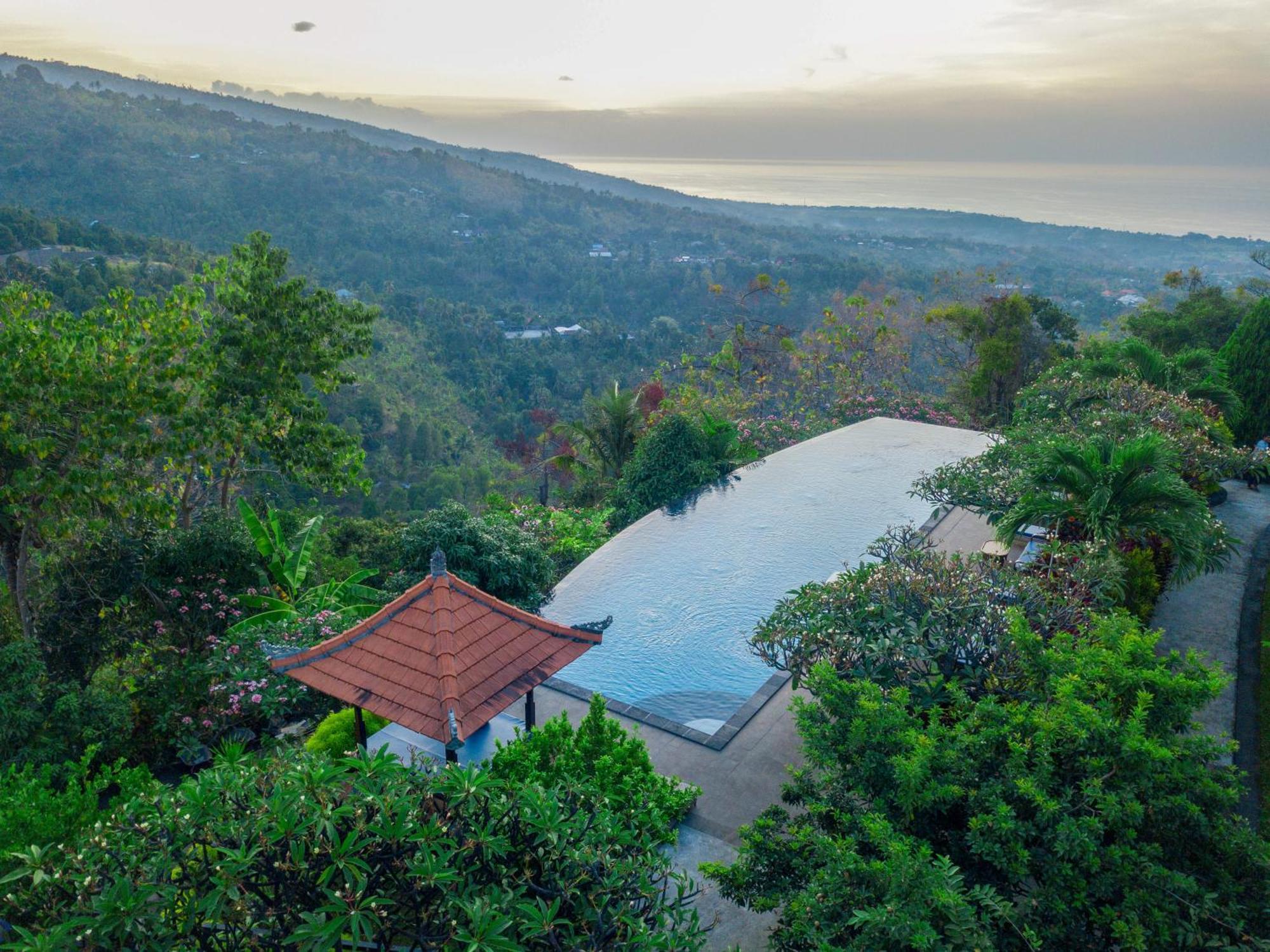 Villa Selonding Batu โลวินา ภายนอก รูปภาพ